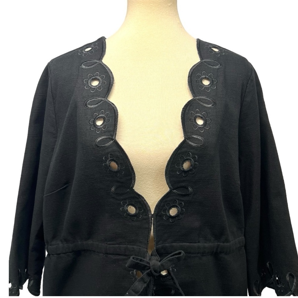 Bob Mackie Art To Wear Black Cotton Floral Eyelet Tie Waist Jacket Womens Large - Picture 2 of 11